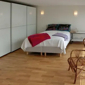 Modernes, Sonniges Im Herzen Von Düsseldorf